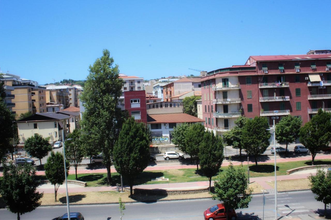 Cosenza Luxury Apartment Exterior foto